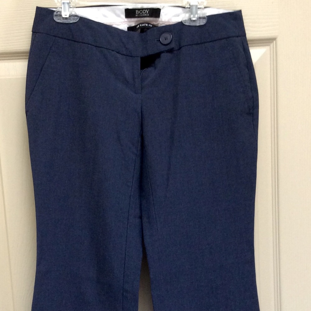 Body by Victoria Kate Fit. Size 0 short - Picture 2 of 2